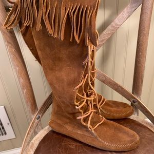 Minnetonka lace up boots